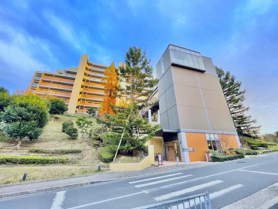 �p�[�N�V�e�B�~���u�v�����q���Y